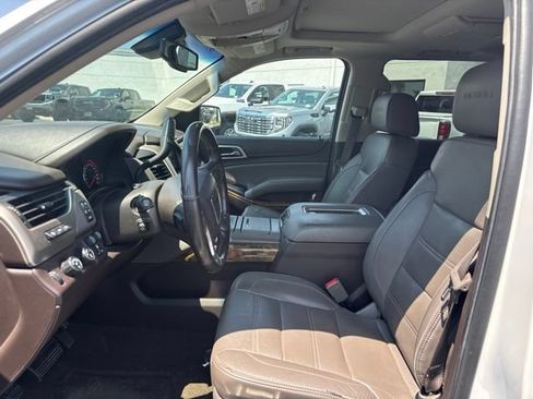 Used 2016 GMC Yukon XL Denali w/ Open Road Package AWD/4WD image 5