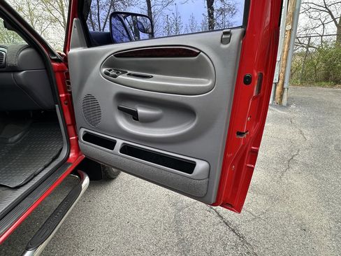 Used 1998 Dodge Ram 3500 Truck 4x4 Quad Cab image 40