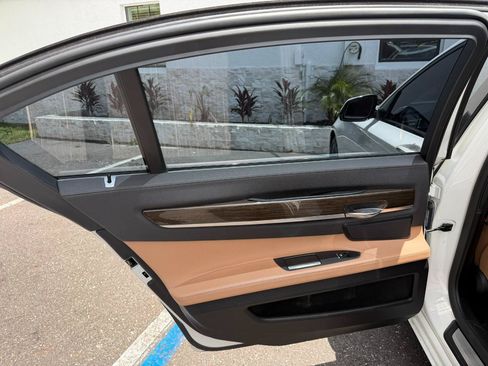 Used 2014 BMW 740Li RWD image 38