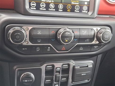 Used 2022 Jeep Gladiator Rubicon image 23