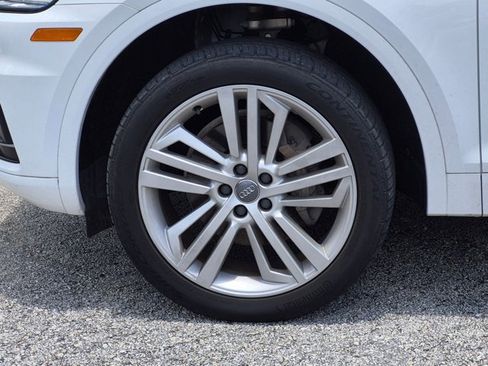 Used 2018 Audi Q5 2.0T Premium Plus w/ Premium Plus Package AWD/4WD image 9