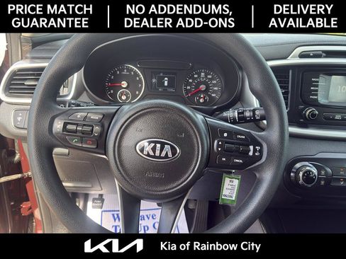 Used 2016 Kia Sorento FWD image 14