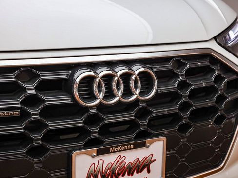 Certified 2023 Audi Q5 2.0T Premium w/ Convenience Package image 6