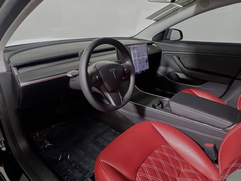 Used 2020 Tesla Model 3 Performance image 28