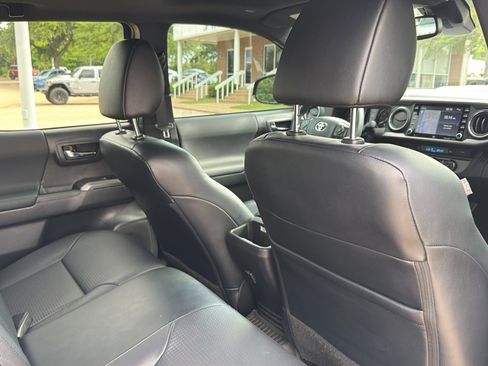 Used 2023 Toyota Tacoma TRD Sport w/ TRD Premium Sport Package image 14