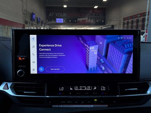 New 2026 Toyota Sienna XLE FWD image 30