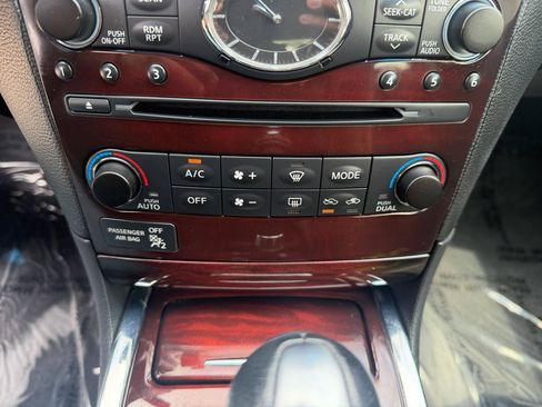 Used 2011 INFINITI G37 x Sedan w/ Premium Pkg AWD/4WD image 15