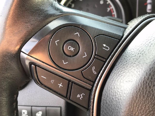 Used 2024 Toyota Camry SE FWD image 9