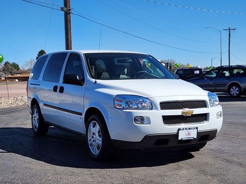 Used 2008 Chevrolet Uplander LS w/ Climate Package image 6