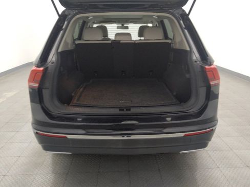 Used 2020 Volkswagen Tiguan SE w/ Panoramic Sunroof Package image 29