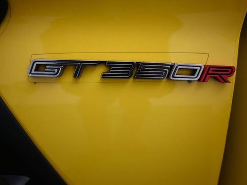 Used 2017 Ford Mustang Shelby GT350R w/ GT350R Equipment Group 920A image 41