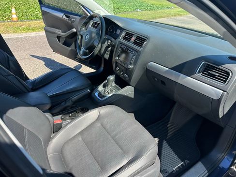 Used 2014 Volkswagen Jetta SE image 14