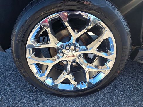 Used 2015 GMC Yukon SLT image 20