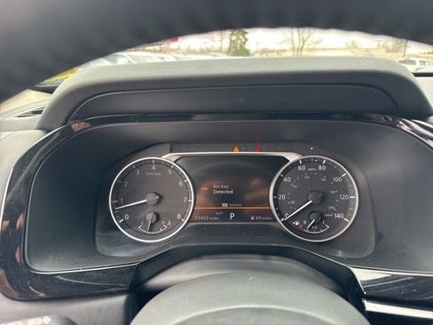 Used 2022 Nissan Pathfinder SL image 14