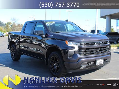 Used 2023 Chevrolet Silverado 1500 RST w/ Z71 Off-Road Package image 5
