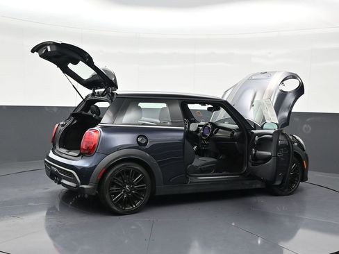 Used 2022 MINI Cooper S image 32
