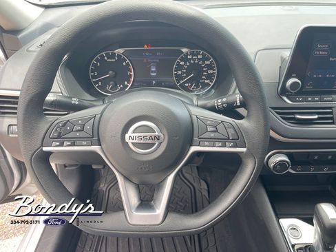 Used 2021 Nissan Altima 2.5 SV image 7