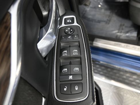 Used 2021 RAM 2500 Laramie AWD/4WD image 19