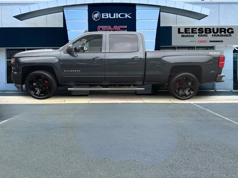 Used 2018 Chevrolet Silverado 1500 LT w/ All Star Edition AWD/4WD image 4