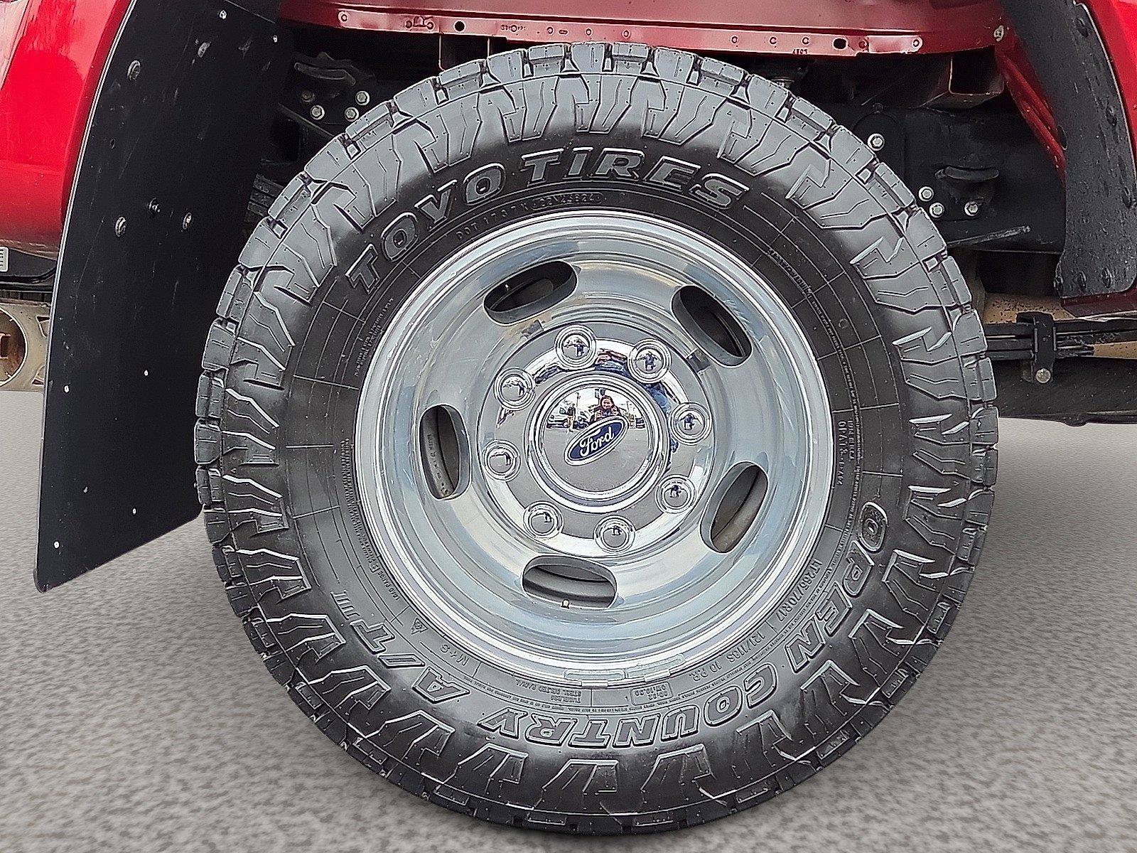 Used 2023 Ford F350 Lariat w/ Lariat Ultimate Package AWD/4WD image 9