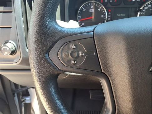 Used 2017 Chevrolet Silverado 2500 W/T AWD/4WD image 17