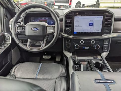 Used 2025 Ford F150 Platinum AWD/4WD image 16