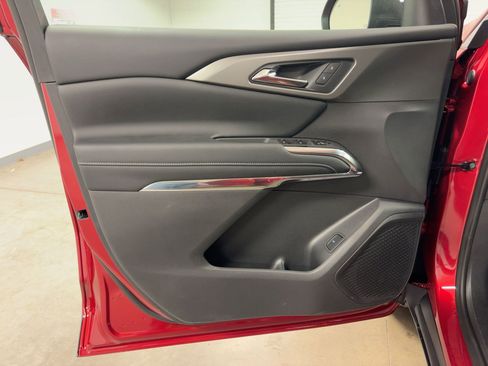 New 2026 Chevrolet Traverse LT w/ Sun and Wheel Package image 12