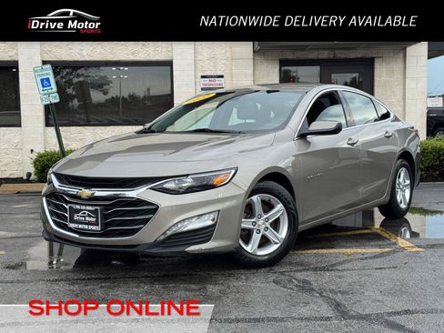 Used 2022 Chevrolet Malibu LT FWD image 1