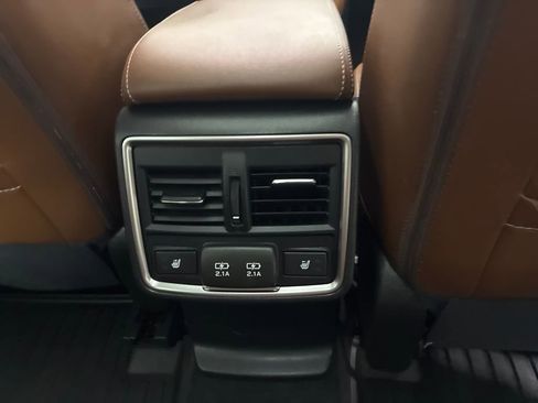 Used 2020 Subaru Forester Touring w/ Popular Package #2 AWD/4WD image 29
