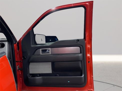 Used 2010 Ford F150 Raptor image 12