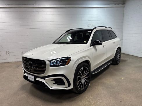 Used 2024 Mercedes-Benz GLS 450 4MATIC image 1