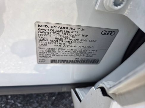 Used 2025 Audi Q3 2.0T Premium AWD/4WD image 33