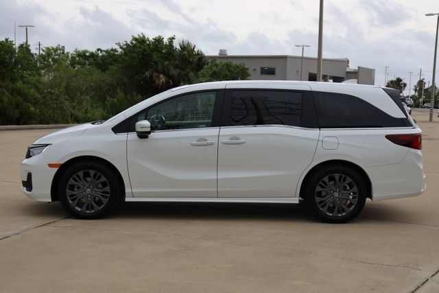 New 2026 Honda Odyssey Touring image 5