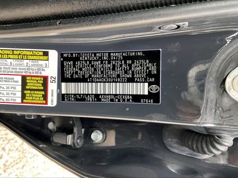 Used 2025 Toyota Camry Hybrid FWD image 34