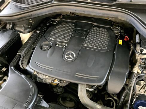 Used 2018 Mercedes-Benz GLE 350 4MATIC image 31