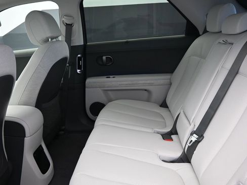 New 2026 Hyundai Ioniq 5 Limited image 21