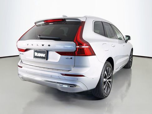 Used 2023 Volvo XC60 B5 Plus w/ Climate Package AWD/4WD image 7