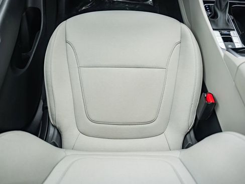 Certified 2025 Hyundai Tucson SE image 27