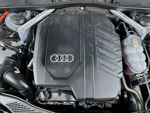 Used 2023 Audi A4 2.0T Premium w/ Convenience Package image 33
