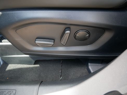 Used 2026 Ford Explorer Active w/ Active Comfort Package AWD/4WD image 19