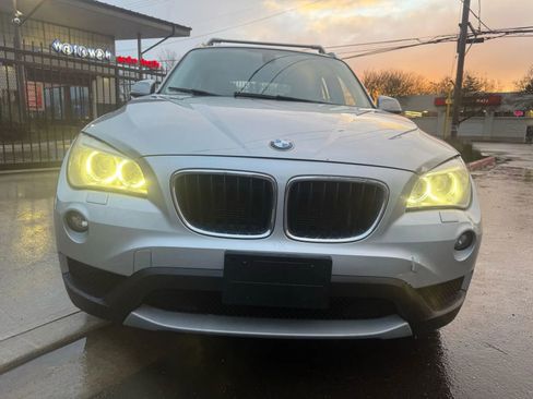 Used 2013 BMW X1 xDrive35i w/ Technology Pkg image 1