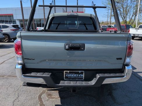 Used 2023 Toyota Tacoma TRD Off-Road image 4