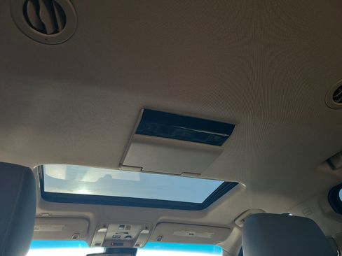 Used 2015 Chevrolet Tahoe LTZ image 5