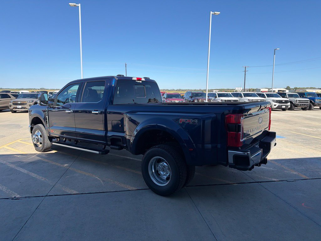 New 2027 Ford F350 Lariat w/ Lariat Premium Package AWD/4WD image 5