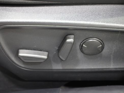Used 2024 Ford Escape ST-Line w/ Tech Pack #1 FWD image 5
