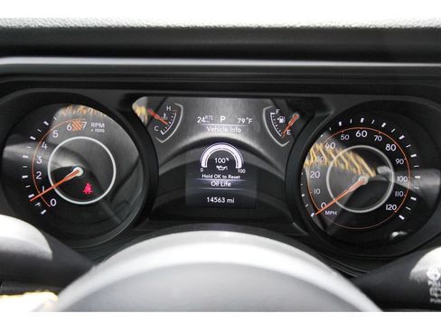 Used 2024 Jeep Wrangler Unlimited Sport AWD/4WD image 17