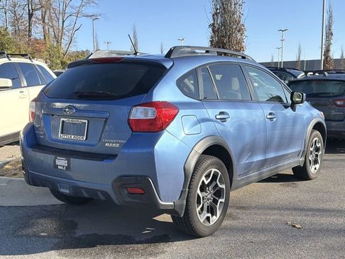 Used 2017 Subaru Crosstrek 2.0i Premium w/ Popular Package #2 image 3