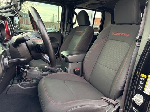 Used 2023 Jeep Gladiator Rubicon w/ Cold Weather Group image 16