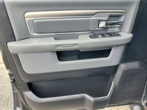 Used 2018 RAM 1500 Big Horn AWD/4WD image 11
