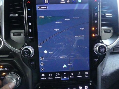 Used 2022 RAM 2500 Laramie image 9